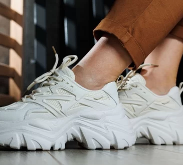 Best Memory Foam Sneakers: Make Walking Pain-Free In 2026