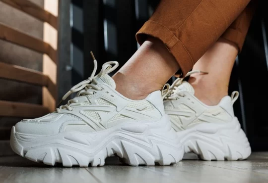 Best Memory Foam Sneakers: Make Walking Pain-Free In 2026